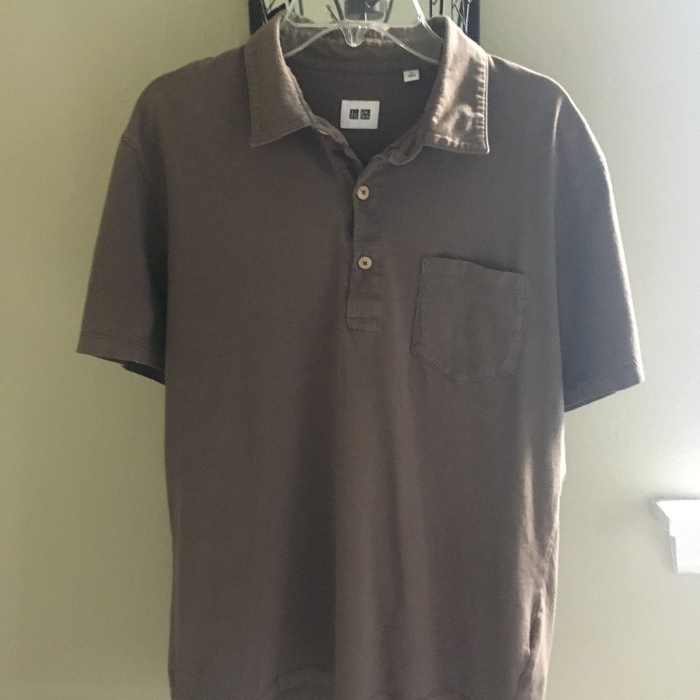 Uniqlo polo shirt
